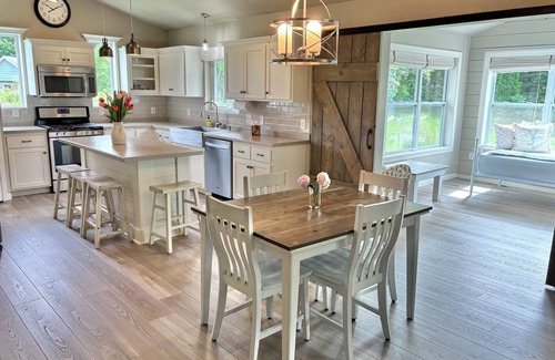 Green Bay House | Spacious Retreat Near Lambeau and Door County