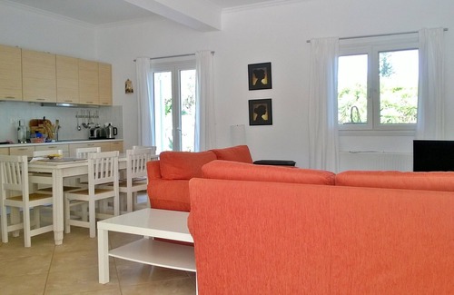 Sami Villa | Spacious secluded rural villa with private pool, panoramic views, AC sleeps 6-13