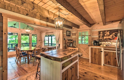 Sky Valley Cabin | Spacious Sky Valley Home with Resort Perks!