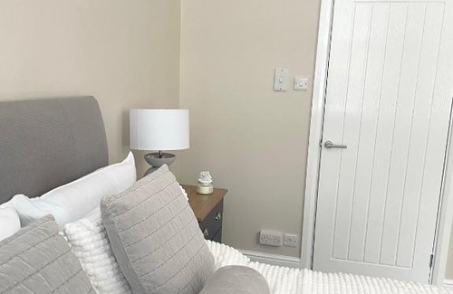Malton Apartment | Spacious Townhouse Room in the heart of Malton