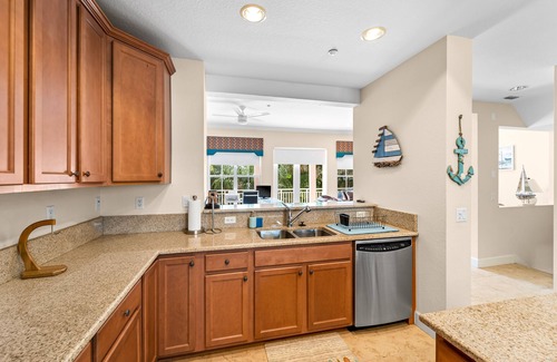 Cape Haze House | Spacious townhouse with central AC, private washer/dryer, and high-speed WiFi