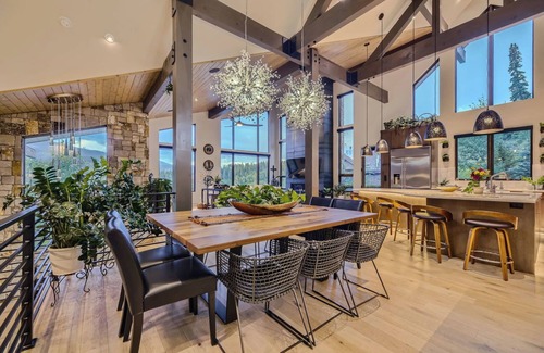 Three Peaks House | Spacious Upscale home with gourmet entertainers' kitchen in Summit County, CO
