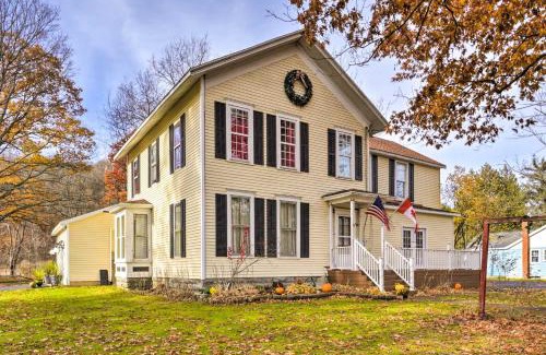 Ellicottville House | Spacious Victorian Home quarter Mi to Holiday Valley!