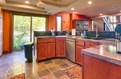 Charlevoix Villa | Spacious Villa Retreat: 4 Mi to Lake Charlevoix!