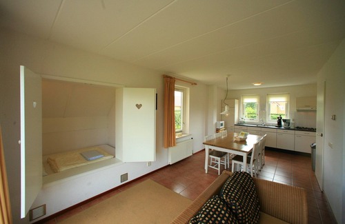 Tynaarlo House | Spacious Villa with Parking