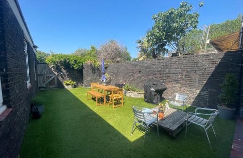 Camberwell Green House | Spacious & Welcoming 4BD House - Kennington