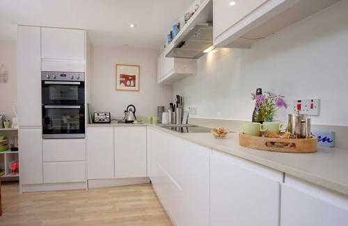 Chillington Cottage | Spacious, Well Equipped Cottage Near South Devon coast - Sleeps 10 (plus2)