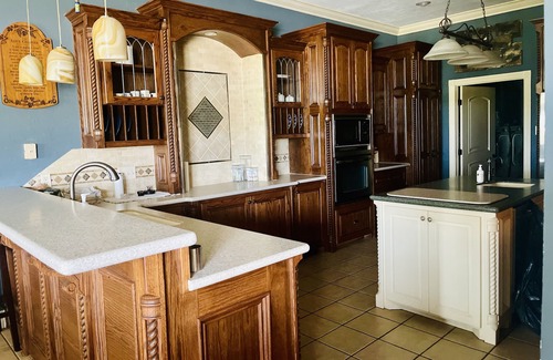Elgin House | Spacious with Spectacular Views near Fort Sill, Medicine Park, Lawton and Elgin!