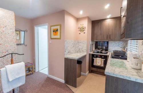 Spalding Apartment | Spalding Town Centre - 2 Person - Self Contained - Self Catering 1 or 2 Doubles
