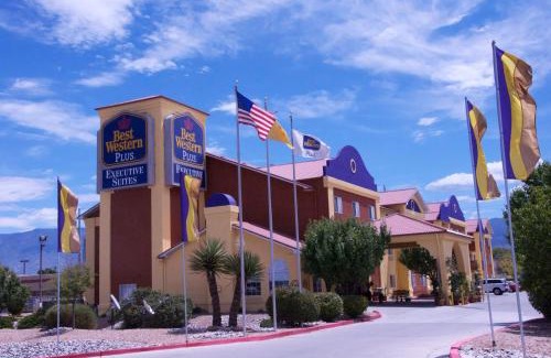 Northeast Heights Hotel | Spark By Hilton Albuquerque North I-25