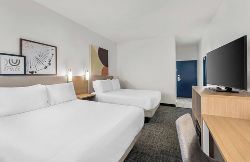 Lexington Hotel | Spark by Hilton Lexington Hamburg