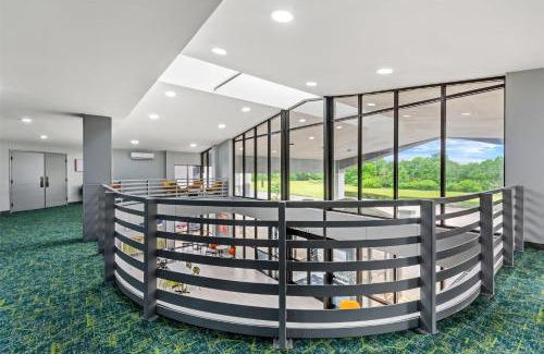 Lexington Hotel | Spark by Hilton Lexington Hamburg