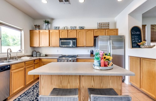 Sunrise House | Sparkling Pool Near The Wigwam, Spring Training, State Farm Stadium!