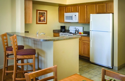 Harbor Village Resort | Sparkling sapphire lake!
