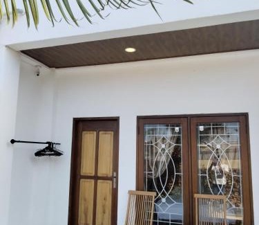 Gerupuk Hotel | Spear Villa