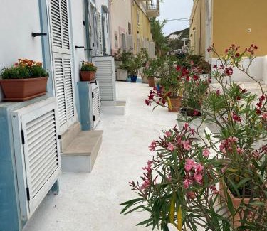 Ponza House | Specchio Marino