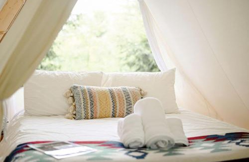 North Woodstock Other | Special A-frame Safari Tent in North Woodstock, New Hampshire