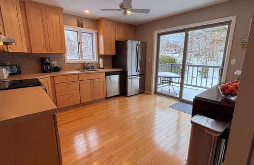 Southwest Harbor House | Special fall rates! Grandview near Acadia NP with pool, sauna, exercise room.