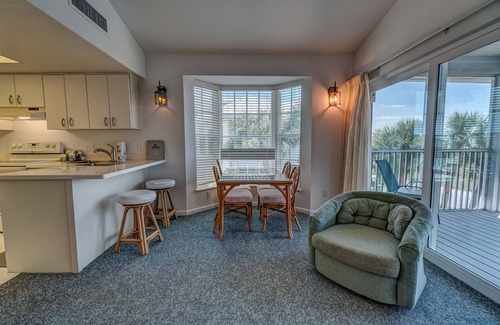 Palm Island Villa | Special Sunset View Resort Access and steps to the Restaurant or Pool, A3721C