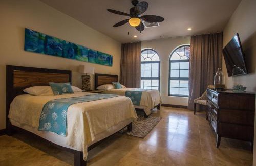 Barrio Los Faroles Apartment | Spectacular 3 bedroom Penthouse at Crocs Resort Casino