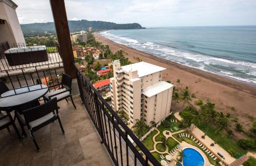 Barrio Los Faroles Apartment | Spectacular 3 bedroom Penthouse at Crocs Resort Casino
