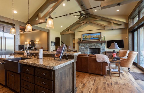 Driggs House | Spectacular 5 Bedroom Villa On 7th Hole At Tributary with Private Hot Tub