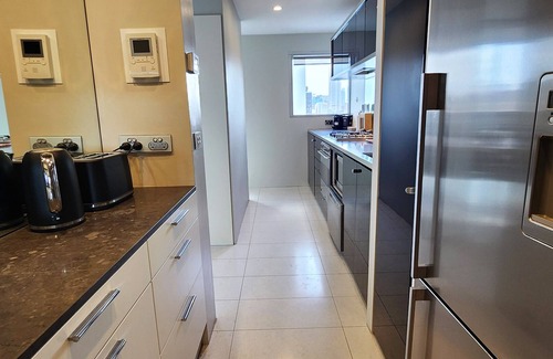Woolloomooloo Apartment | Spectacular City Living in Iconic Top of the Town