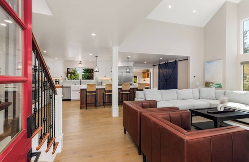Healdsburg House | Spectacular Healdsburg Manor-4BR/4.5BA, POOL+2 SPA!
