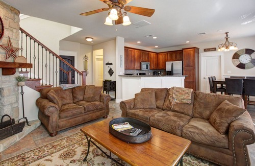 Jonestown House | Spectacular Lake Travis Views! Resort Lifestyle, 4 Pools, Grill, Gym, Trails