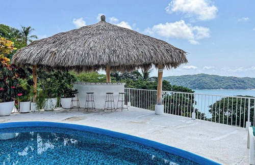 Pichilingue House | Spectacular view, private and Great service!