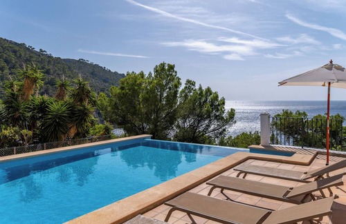 Camp de Mar Villa | Spectacular pool villa in Camp de Mar with stunning views