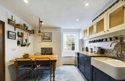 Calstock House | Spectacular Riverview Cottage in Calstock
