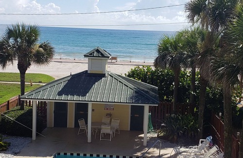 New Smyrna Beach Condo | Spectacular views from this 2 Bedroom condo in New Smyrna Beach.