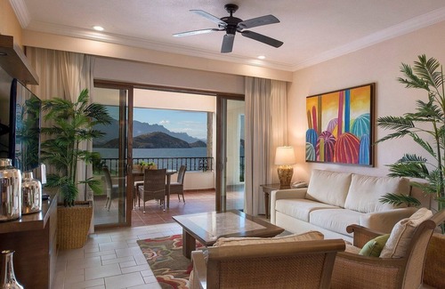 El Marasal Apartment | Spend Christmas in serene Loreto. Two Bedroom Ocean Front Penthouse.