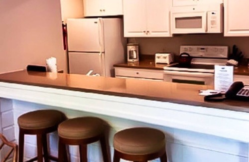 Sea Pines Resort | Spice Bush at Hilton Head Island near Harbour Town and Sea Pines Beach Club