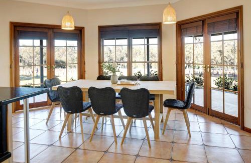 Pokolbin Hotel | Spicers Vineyards Estate