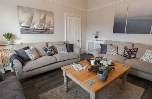 South Cliff House | Spinnaker House