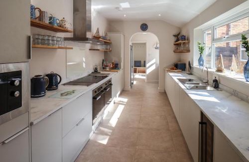 South Cliff House | Spinnaker House