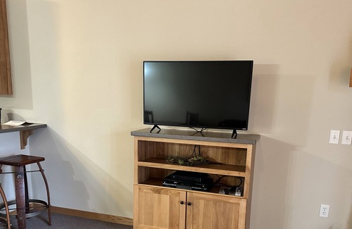 Eagle River Apartment | Spirit of the Northwoods