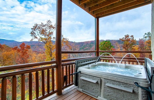 Chalet Village North Cabin | Splash Of Gatlinburg 6 Bedroom Cabin by RedAwning