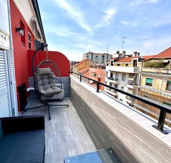 Stadera Apartment | Splendido appartamento in design con terrazzo