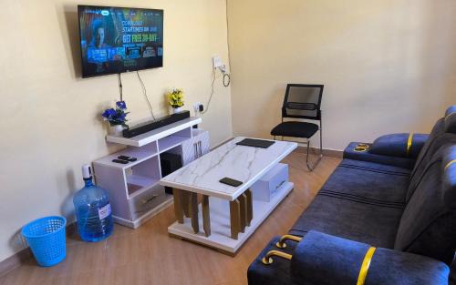 Wang'uru Apartment | Spoonbill Snug Spot BnB