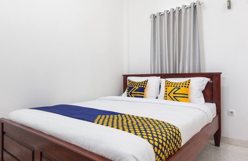 Kupang Hotel | SPOT ON 2063 Bethania Residence