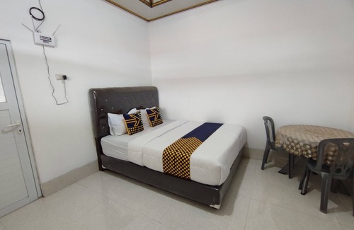 Bandar Lampung Hotel | SPOT ON 93367 Wisma Sidosari Syariah