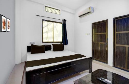 Varanasi Hotel | SPOT ON Aarya Guest House
