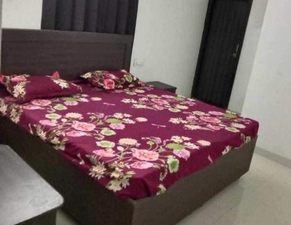 Amritsar Hotel | SPOT ON Hotel Deepak Palace
