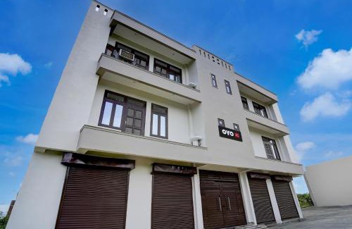 Kanpur Hotel | SPOT ON Samrat Hotel