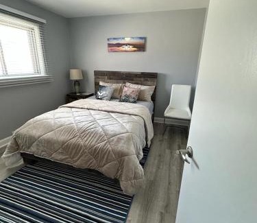 East Kildonan Apartment | Spotless 2 Bedrooms Suite 2 in Winnipeg