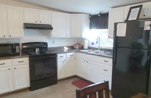 Georgetown Apartment | Spotless and Cozy.just 6.5 miles from the Kentucky Horse Park.