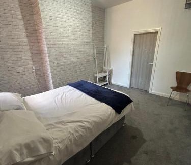 Erdington Apartment | Spotless Ground Floor Apartment